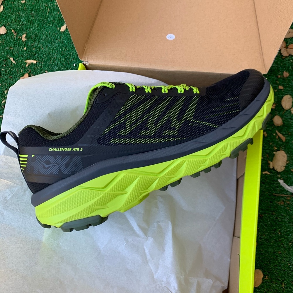 men running shoes
